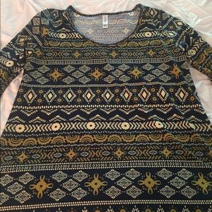 Lularoe top